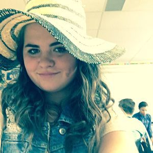 Meet your Posher, Brittany